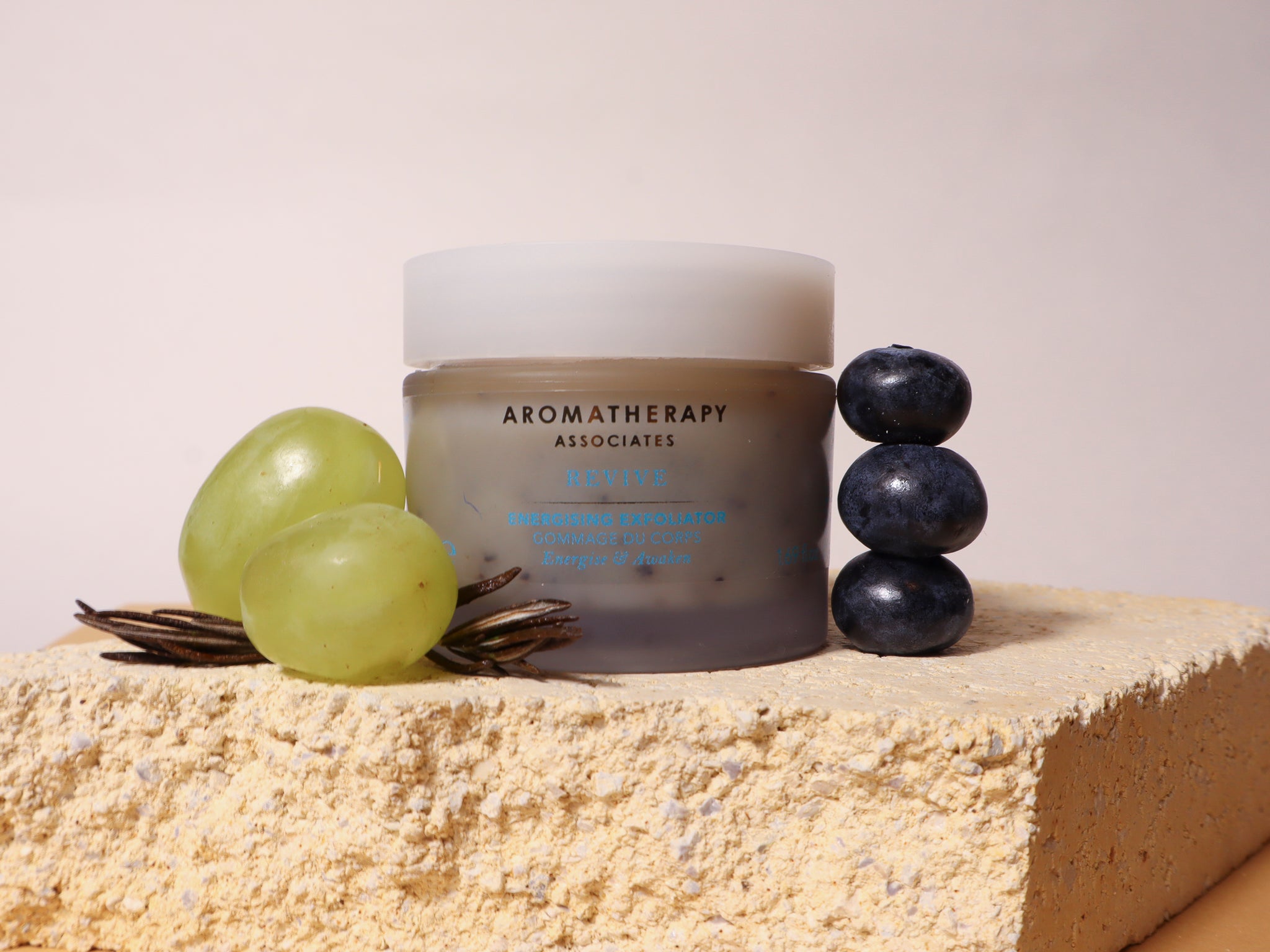 Aromatherapy Associates Revive Energising Exfoliator